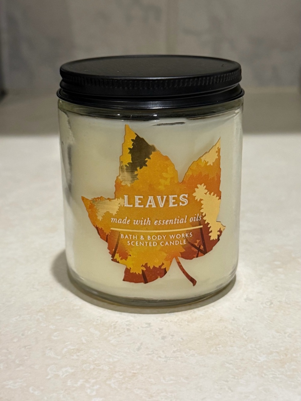 Bath & Body Works Leaves Scented Candle BRAND NEW